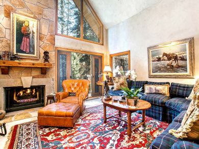 Vail vacation Home Sleeps Ten Guests.